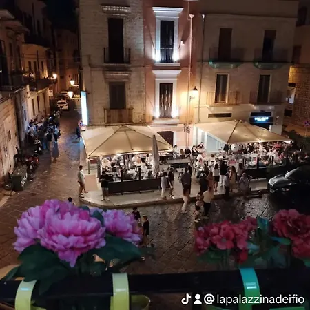 La Palazzina Dei Fiori Tatil Evi *