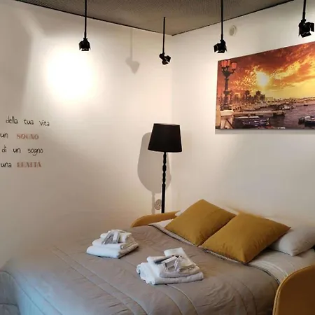 La Palazzina Dei Fiori Tatil Evi